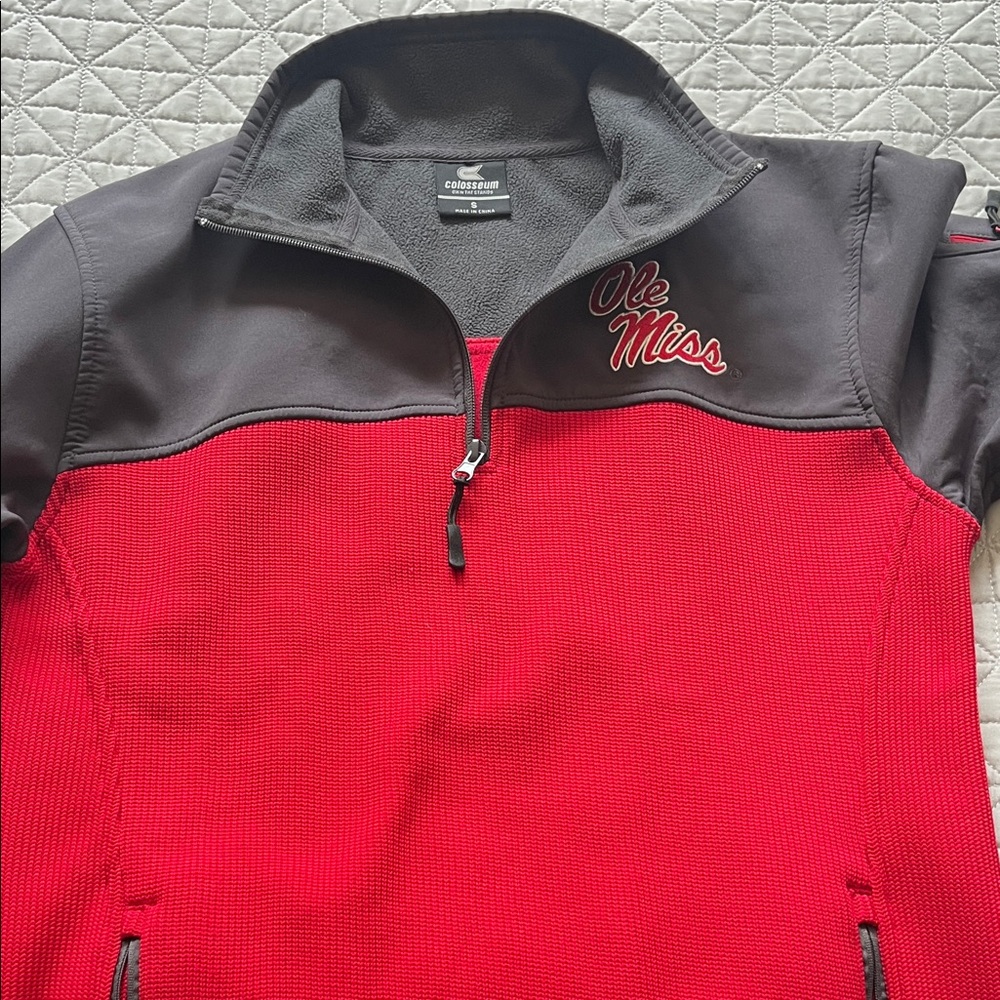 Colosseum Charcoal Fleece Pullover
